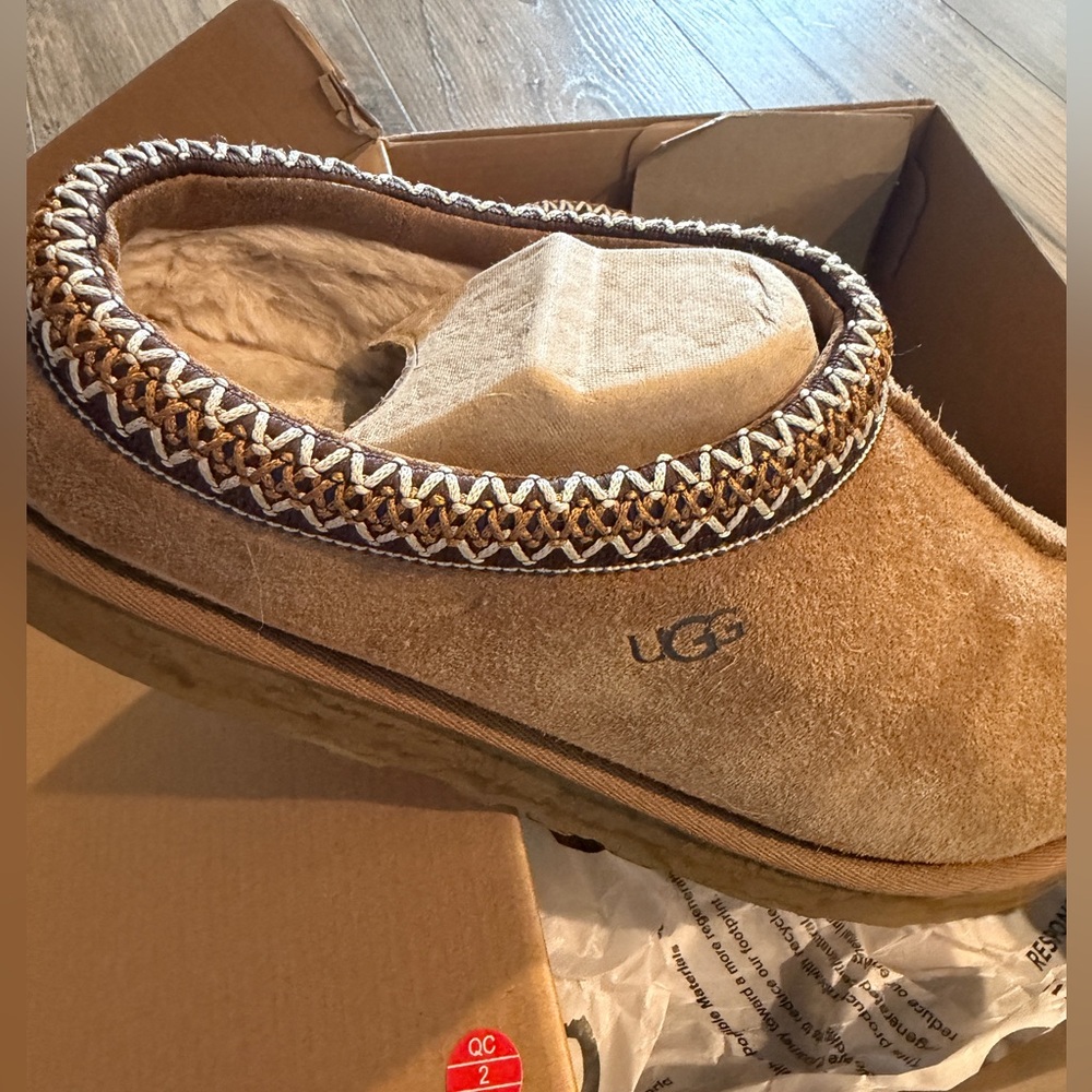 Ugg Tasman